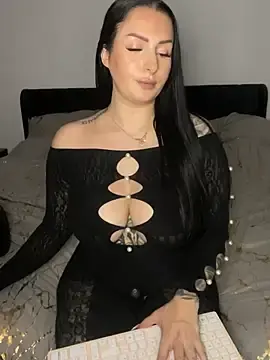 Stripchat Sex Cam of Mia-Bremer