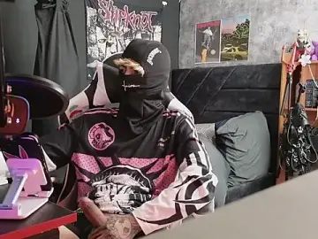 Stripchat Live Sex Cam of AcidMilo