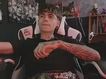 Stripchat Adult Video Chat of AcidMilo