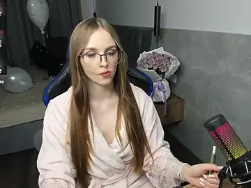 Stripchat Adult Webcams of MCfly_11