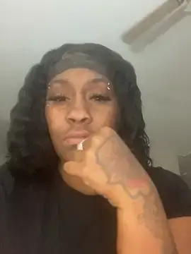 Stripchat Watch Live Sex Cams of ItsForeignbabe