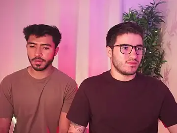 Stripchat Free Porn Cam of Tony_Wylie