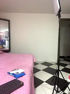 Stripchat Free Porn Cam of Khaaalessi_Baaby_