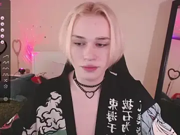 Stripchat Sex Cam of rainbow__salt