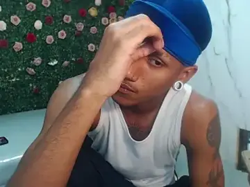 Stripchat Nude Webcam of ManSant