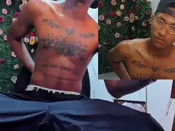 Stripchat Nude Webcam of ManSant