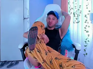 Stripchat Live Sex Cam of petter_coleman_