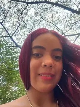 Stripchat Sex Chat of NAUGHTY_LITTLE_18