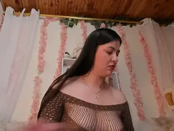 Stripchat Nude Webcam of Idara_Rosse