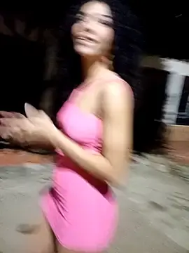 Stripchat Free Porn Cam of CurlyBitch
