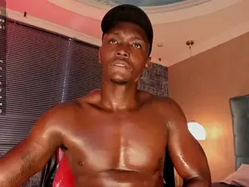 Stripchat Sex Cam of DannSmmith