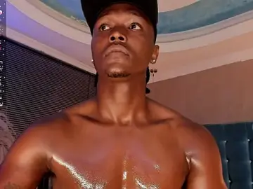 Stripchat Live Sex Cam of DannSmmith