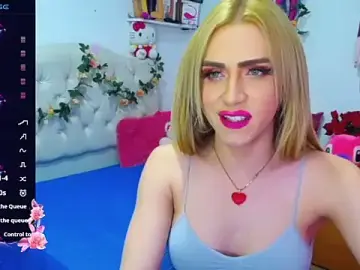 Stripchat Live Sex Cam of golden_girl01