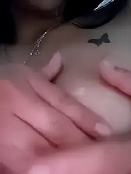 Stripchat Free Live Porn of ElaRuil69