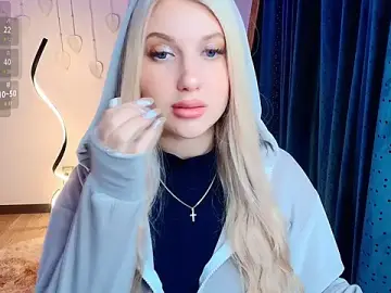 Stripchat Live Sex of Evacadooo