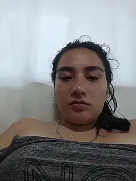 Stripchat Live Sex Cam of Hellen_Alex