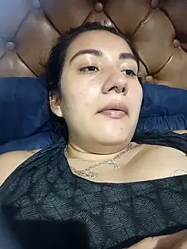 Stripchat Free Porn Cam of Hellen_Alex