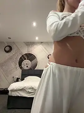 Stripchat Live Sex Cam of Ketitull