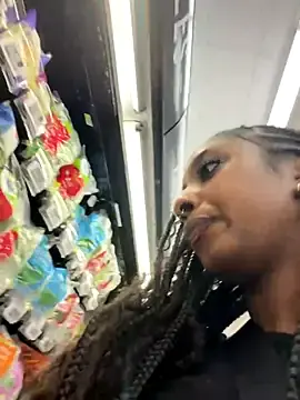 Stripchat Adult Webcams of Your_Paris