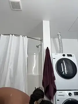 Stripchat Free Porn Cam of Your_Paris