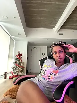 Stripchat Adult Webcam of Your_Paris