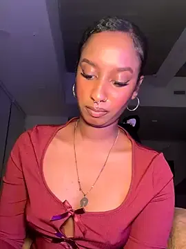 Stripchat Adult Webcam of Your_Paris