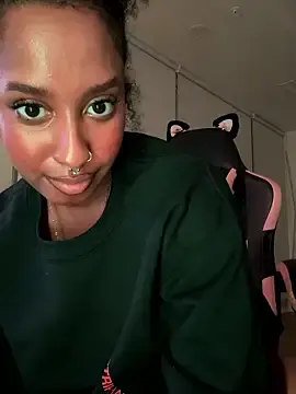 Stripchat Free Live Porn of Your_Paris