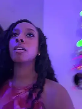 Stripchat Sex Cam of Your_Paris