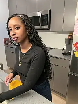 Stripchat Live Sex Cam of Your_Paris