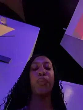 Stripchat Nude Webcam of Your_Paris