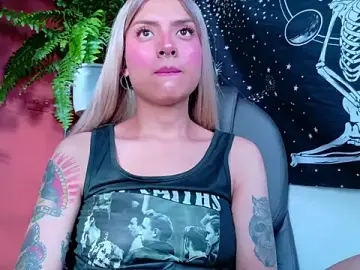 Stripchat Adult Webcams of Yeriawaddell_