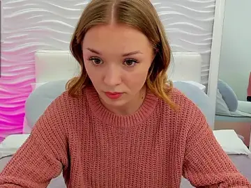 Stripchat Free Porn Cam of VirginOlly