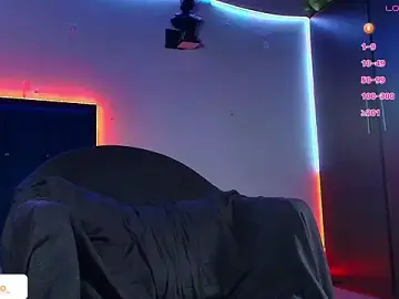 Stripchat Watch Live Sex Cams of kuzzcoo