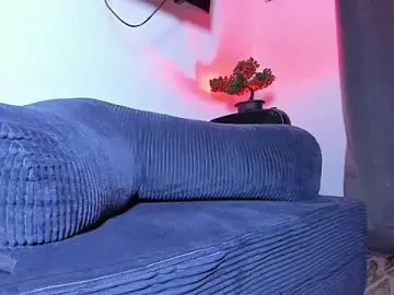 Stripchat Live Sex of kuzzcoo