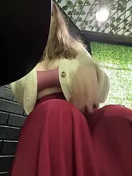 Stripchat Sex Cam of PumaShyXD