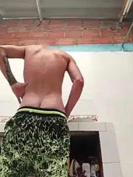 Stripchat Free Porn Cam of mailo_bronw