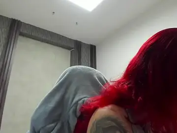 Stripchat Nude Webcam of selene_red_