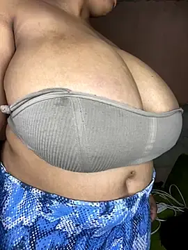 Stripchat Free Porn Cam of NonoGotBoobies