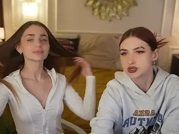 Stripchat Live Sex Cam of Lana_Pulse