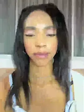 Stripchat Live Sex Cam of xenia_golden