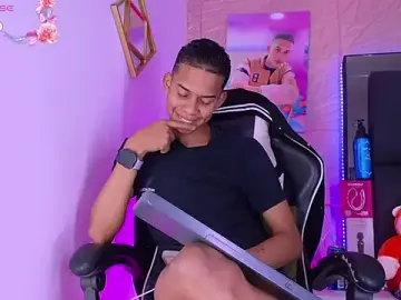 Stripchat Free Live Porn of dilan_alfonzo