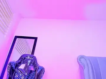 Stripchat Live Sex Cam of Chris_boy_