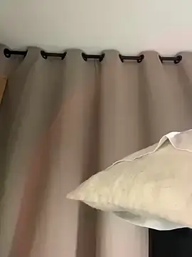 Stripchat Sex Cam of curchez_