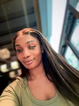 Stripchat Live Sex of VannessaJj