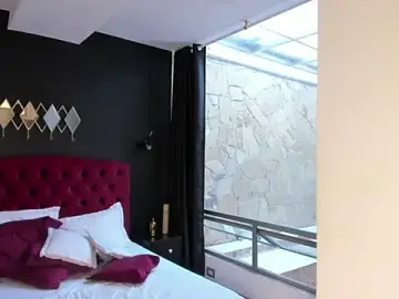 Stripchat Sex Cam of Widny_Beaumont