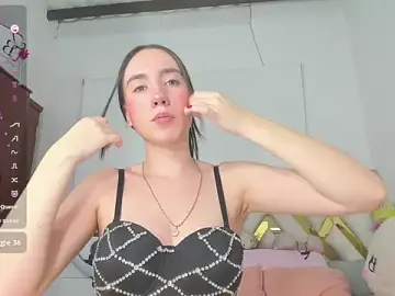 Stripchat Free Live Porn of rousee_yareldss