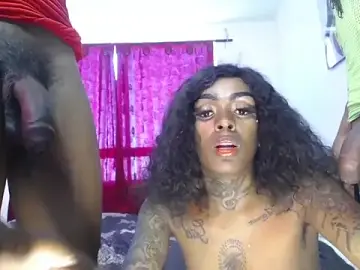 Stripchat Live Sex Cam of pink_7777