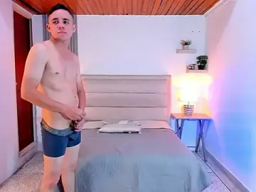 Stripchat Live Sex Cam of Fun_Wallen