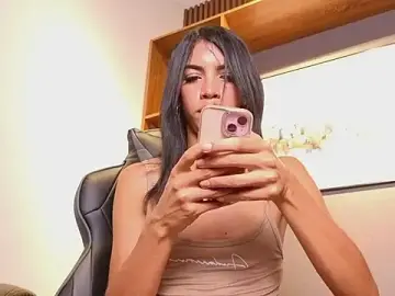 Stripchat Free Live Porn of Alahia_Rodriguez