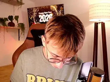 Stripchat Free Porn Cam of Mr_evan1